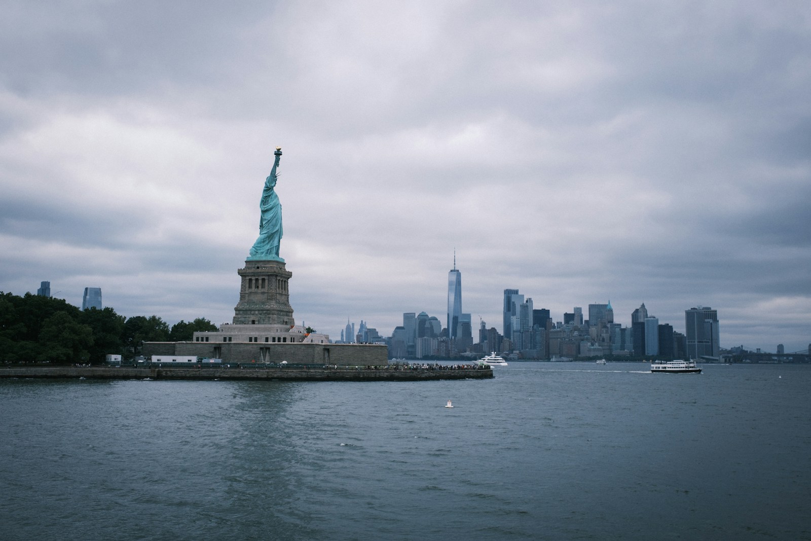 Choosing a School in the United States: Districts, Grade Placement and Enrolment