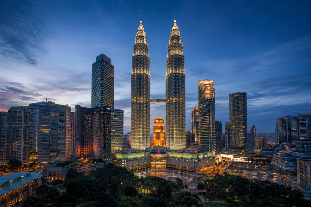 Kuala Lumpur skyline and Petronas Towers